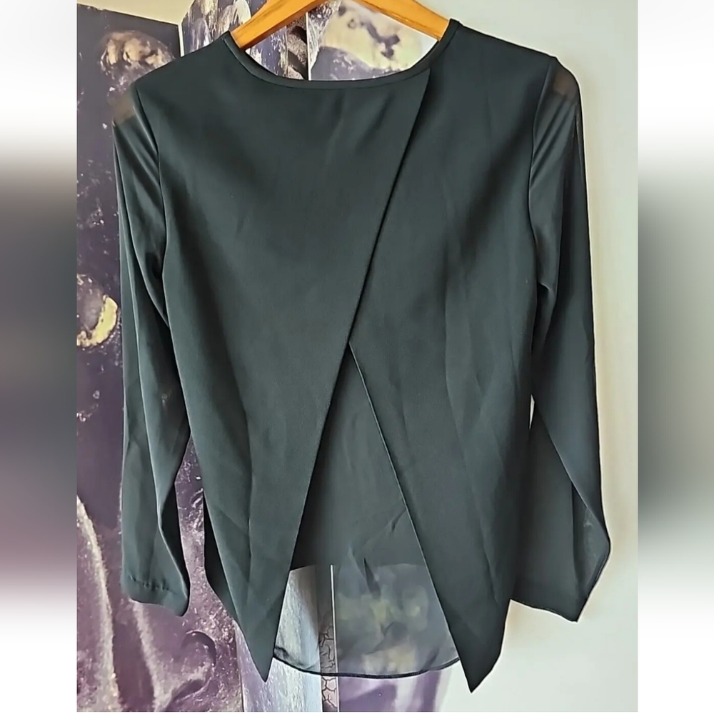 rag & bone Women's Size XS Black Long Sheer Sleeves Crew Neck Hi Low Blouse